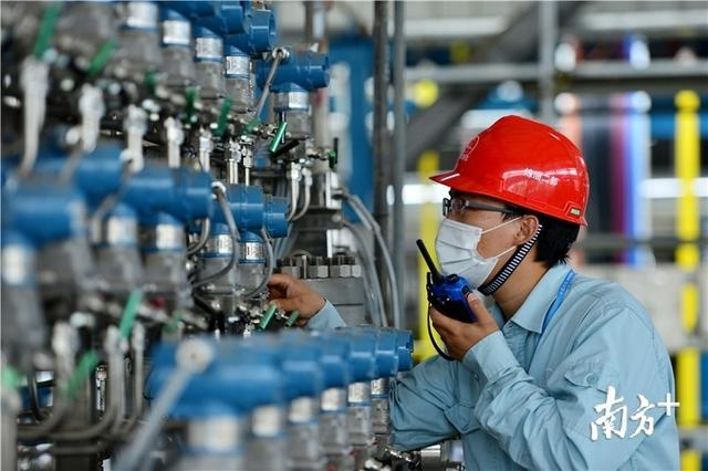 廣東規(guī)上工業(yè)增加值連續(xù)6個(gè)月回升，工業(yè)投資項(xiàng)目落地牽引產(chǎn)業(yè)蓄能