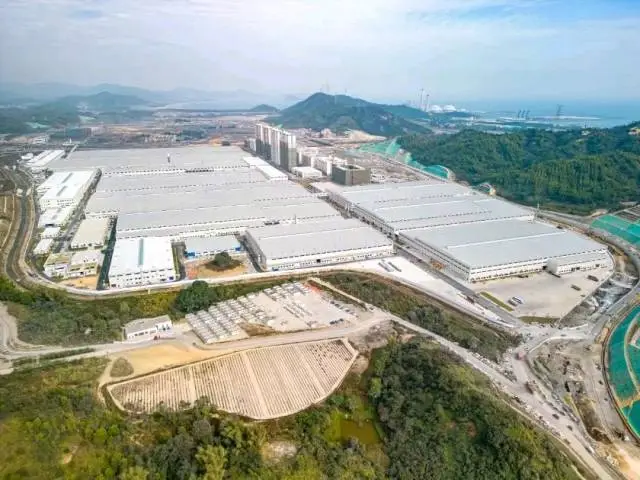 推動比亞迪項目一期達產滿產、二期年底建成，實現整車生產35萬輛以上